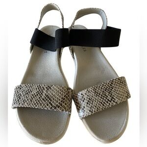 AEROSOLES Snake Print and Black Sandals